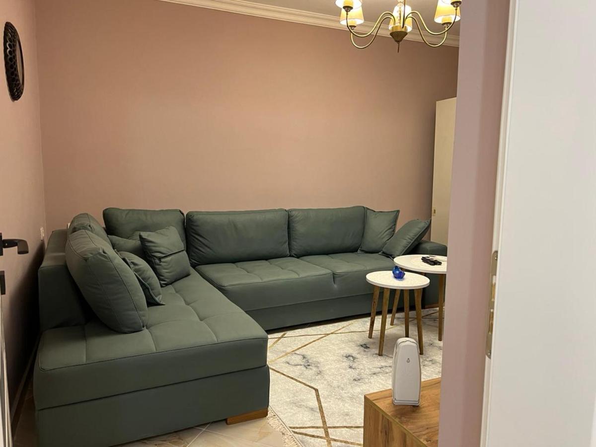 Gesapartment Tiranë Eksteriør bilde